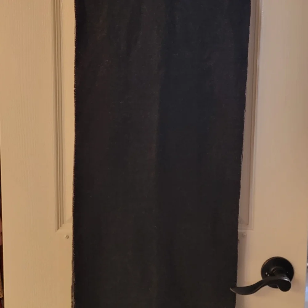 NWT Rainforest Black/Charcoal Mens Scarf Classic Minimalist Functional